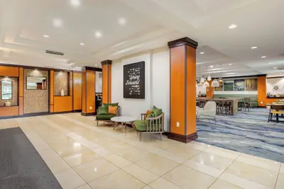 Photo 2 - Fairfield Inn & Suites by Marriott Houston Conroe/Woodlands