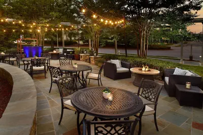 Photo 3 - Atlanta Airport Marriott Gateway