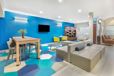 Photo 4 - Microtel Inn & Suites by Wyndham Austin Airport