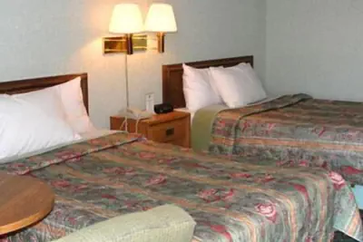 Photo 4 - Royal Inn Knoxville Airport Alcoa