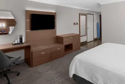 Photo 4 - Holiday Inn Express Hotel & Suites Twentynine Palms by IHG
