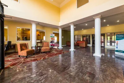 Photo 5 - Quality Inn University near Downtown