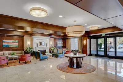 Photo 2 - Ayres Hotel & Spa Moreno Valley