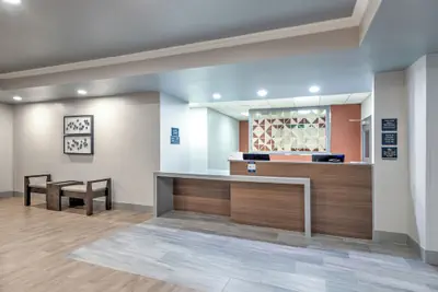 Photo 4 - Candlewood Suites Houston (The Woodlands) by IHG