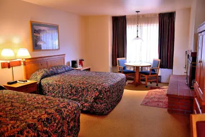 Photo 3 - Pacific Gardens Inn