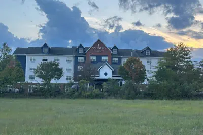 Photo 2 - Country Inn & Suites by Radisson, Concord (Kannapolis), NC