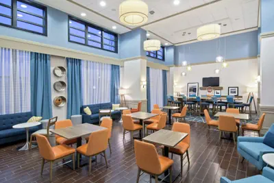 Photo 3 - Hampton Inn & Suites Spokane Valley