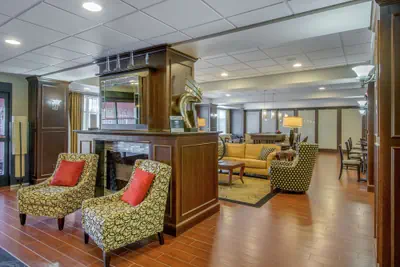 Photo 2 - Hampton Inn Meadville