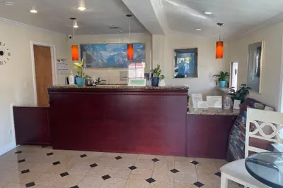 Photo 3 - Holiday Motel Oakdale