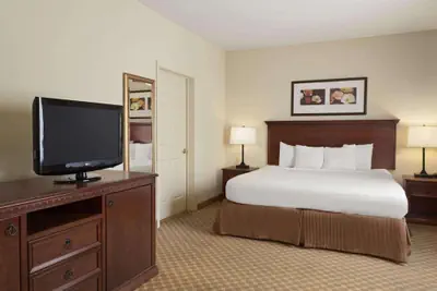 Photo 4 - Country Inn & Suites by Radisson, Saraland, AL