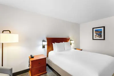 Photo 5 - Comfort Inn & Suites Susanville