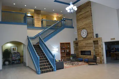 Photo 3 - Country Inn & Suites by Radisson, Oklahoma City - Quail Springs, OK