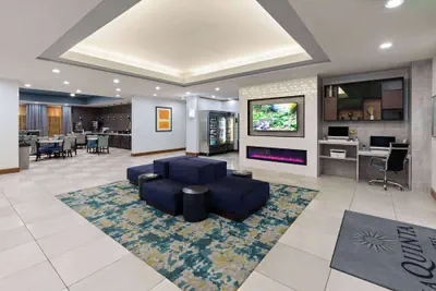 Photo 5 - La Quinta Inn & Suites by Wyndham Austin NW/Lakeline Mall