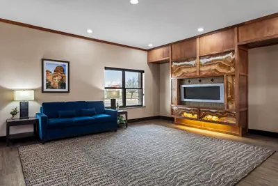 Photo 4 - Comfort Suites Roswell North