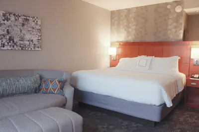 Photo 5 - Courtyard by Marriott Owensboro