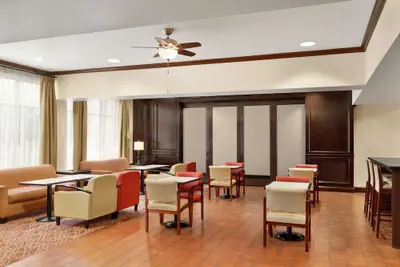 Photo 3 - Hampton Inn Sulphur Springs