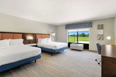 Photo 5 - Hampton Inn Milford