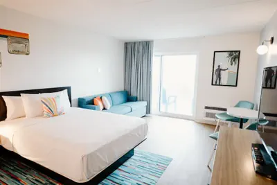 Photo 3 - SeaLoft Oceanfront Hotel