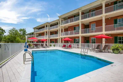 Photo 2 - Water Street Hotel & Marina, an Ascend Collection Hotel