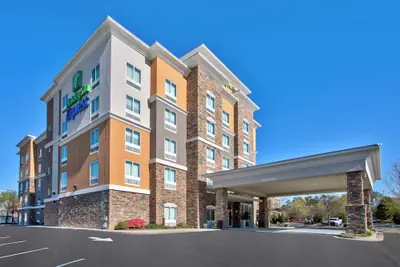 Photo 2 - Holiday Inn Express Augusta North by IHG