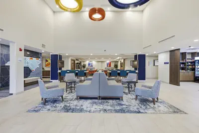 Photo 3 - Holiday Inn Express And Suites Raleigh West Lenovo Center by IHG