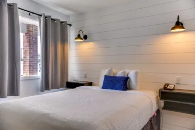 Photo 4 - The Shore House