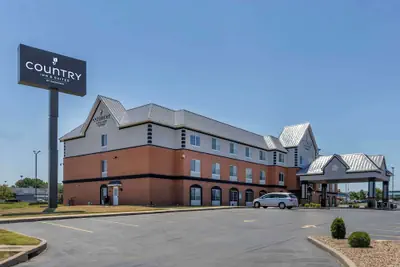 Photo 2 - Country Inn & Suites by Radisson, St. Peters, MO