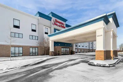 Photo 2 - Hampton Inn & Suites New Castle