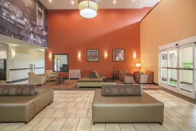 Photo 3 - La Quinta Inn & Suites by Wyndham Smyrna TN - Nashville