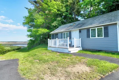 Photo 3 - Ogunquit Tides Resort