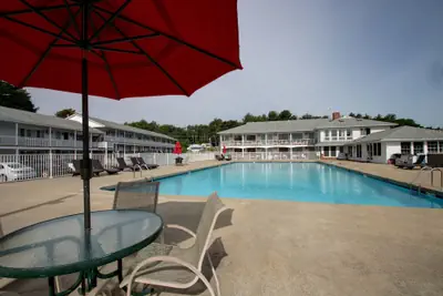 Photo 2 - Ogunquit Tides Resort