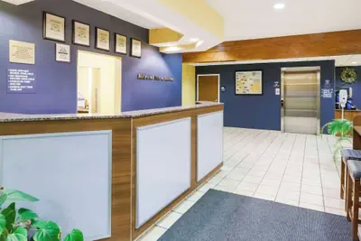 Photo 2 - Microtel Inn & Suites by Wyndham Dickson City/Scranton
