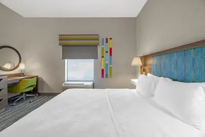 Photo 4 - Hampton Inn Junction City