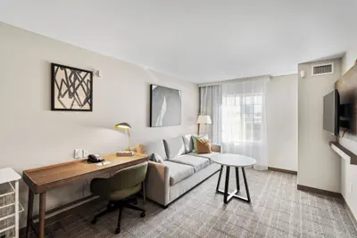 Photo 5 - Staybridge Suites North Brunswick by IHG