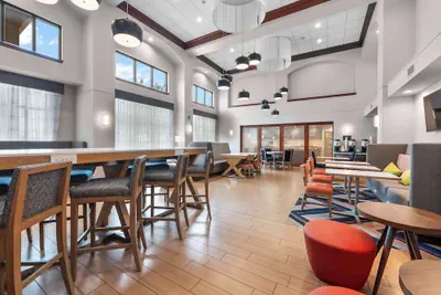 Photo 5 - Hampton Inn & Suites St. Louis/South I-55