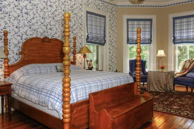 Photo 3 - Rockwood Manor