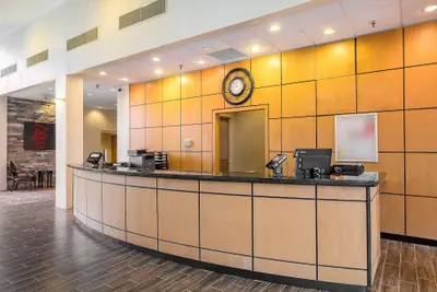 Photo 4 - Red Roof Inn & Suites Mt Holly - McGuire AFB