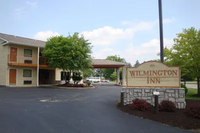 Photo 2 - Wilmington Inn Wilmington