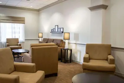 Photo 3 - Sleep Inn & Suites Shreveport near Medical Center