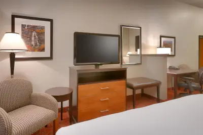 Photo 5 - Holiday Inn Express & Suites Orem-North Provo by IHG