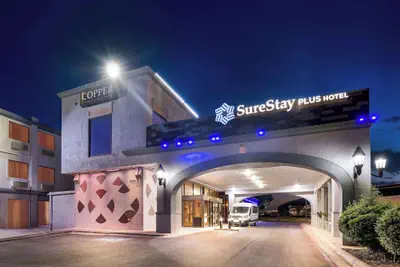 Photo 2 - SureStay Plus Hotel by Best Western Lubbock Medical Center