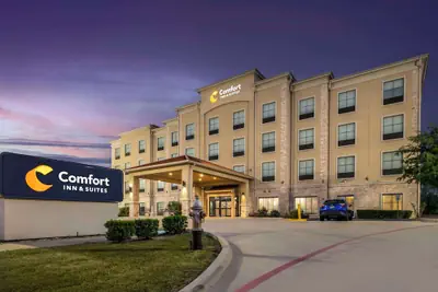 Photo 2 - Comfort Inn & Suites Fort Worth - Fossil Creek