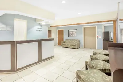 Photo 2 - Microtel Inn & Suites by Wyndham San Angelo