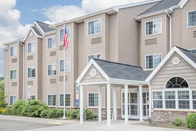 Photo 2 - Microtel Inn & Suites by Wyndham Mansfield