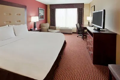 Photo 3 - Holiday Inn Express Hotel & Suites Great Falls by IHG