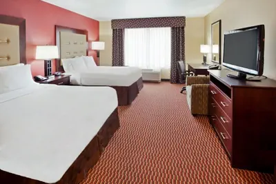 Photo 4 - Holiday Inn Express Hotel & Suites Great Falls by IHG