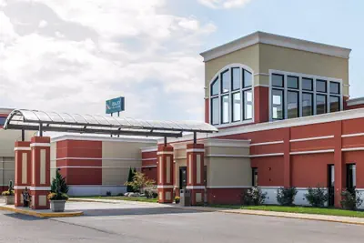 Photo 2 - Quality Inn & Suites Mattoon South