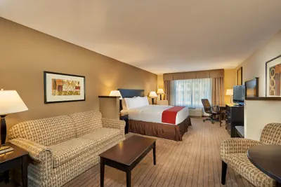 Photo 4 - Holiday Inn Express & Suites El Paso Airport Area by IHG