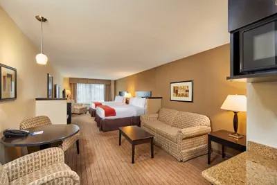Photo 3 - Holiday Inn Express & Suites El Paso Airport Area by IHG