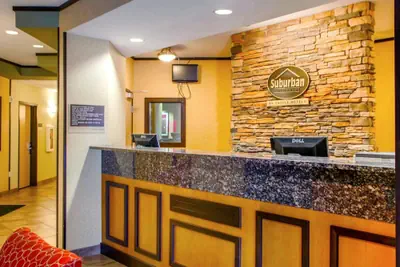 Photo 2 - Suburban Studios Cedar Falls